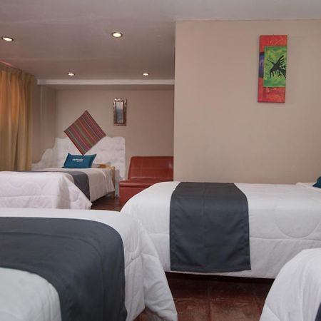 Hotel Guest House Wayra Куско Екстер'єр фото