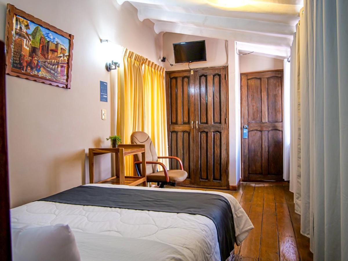 Hotel Guest House Wayra Куско Екстер'єр фото