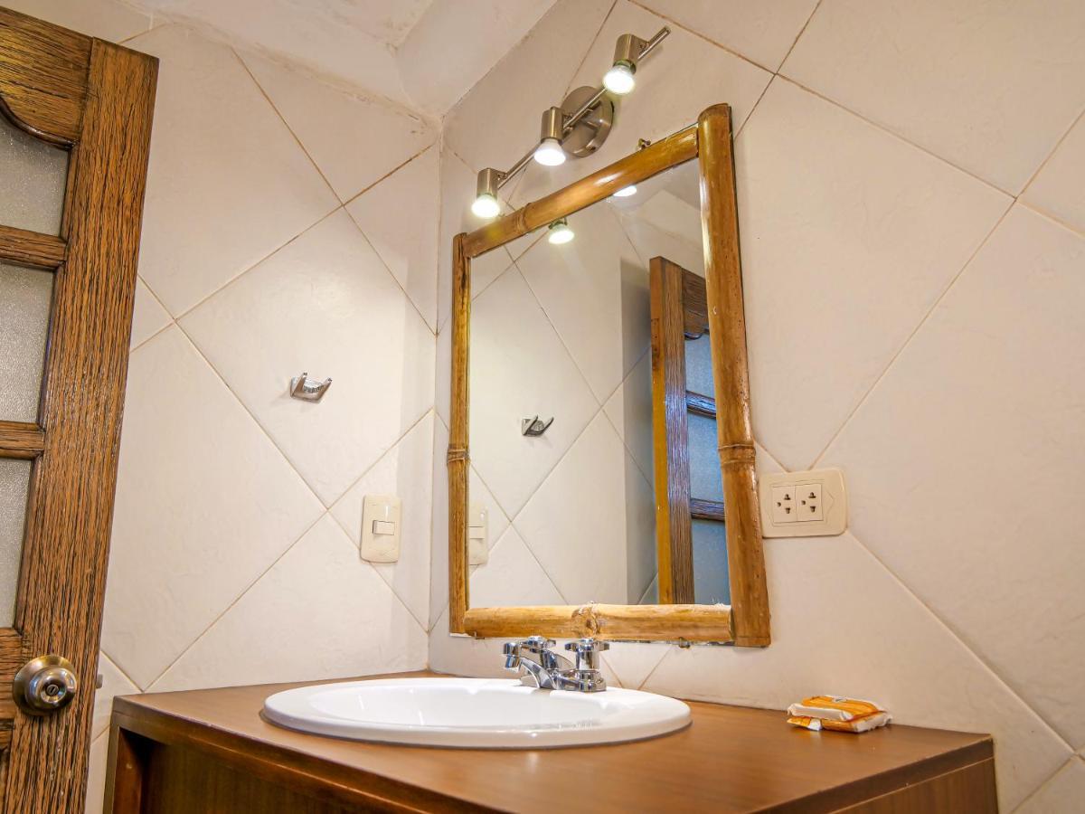 Hotel Guest House Wayra Куско Екстер'єр фото