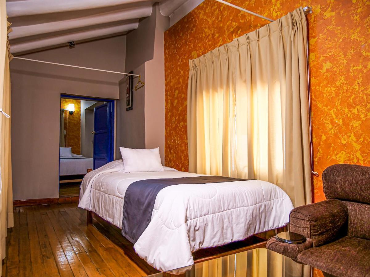 Hotel Guest House Wayra Куско Екстер'єр фото