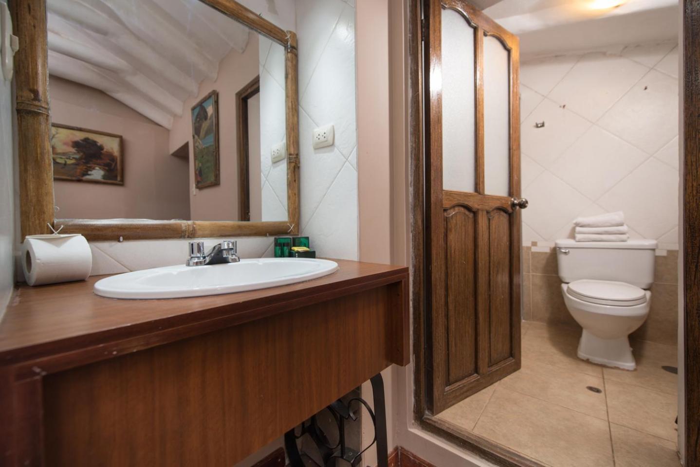 Hotel Guest House Wayra Куско Екстер'єр фото