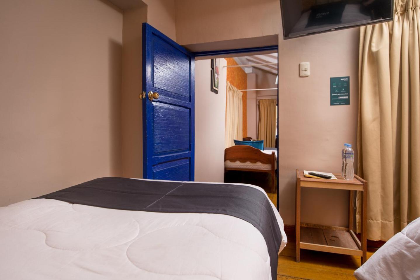 Hotel Guest House Wayra Куско Екстер'єр фото