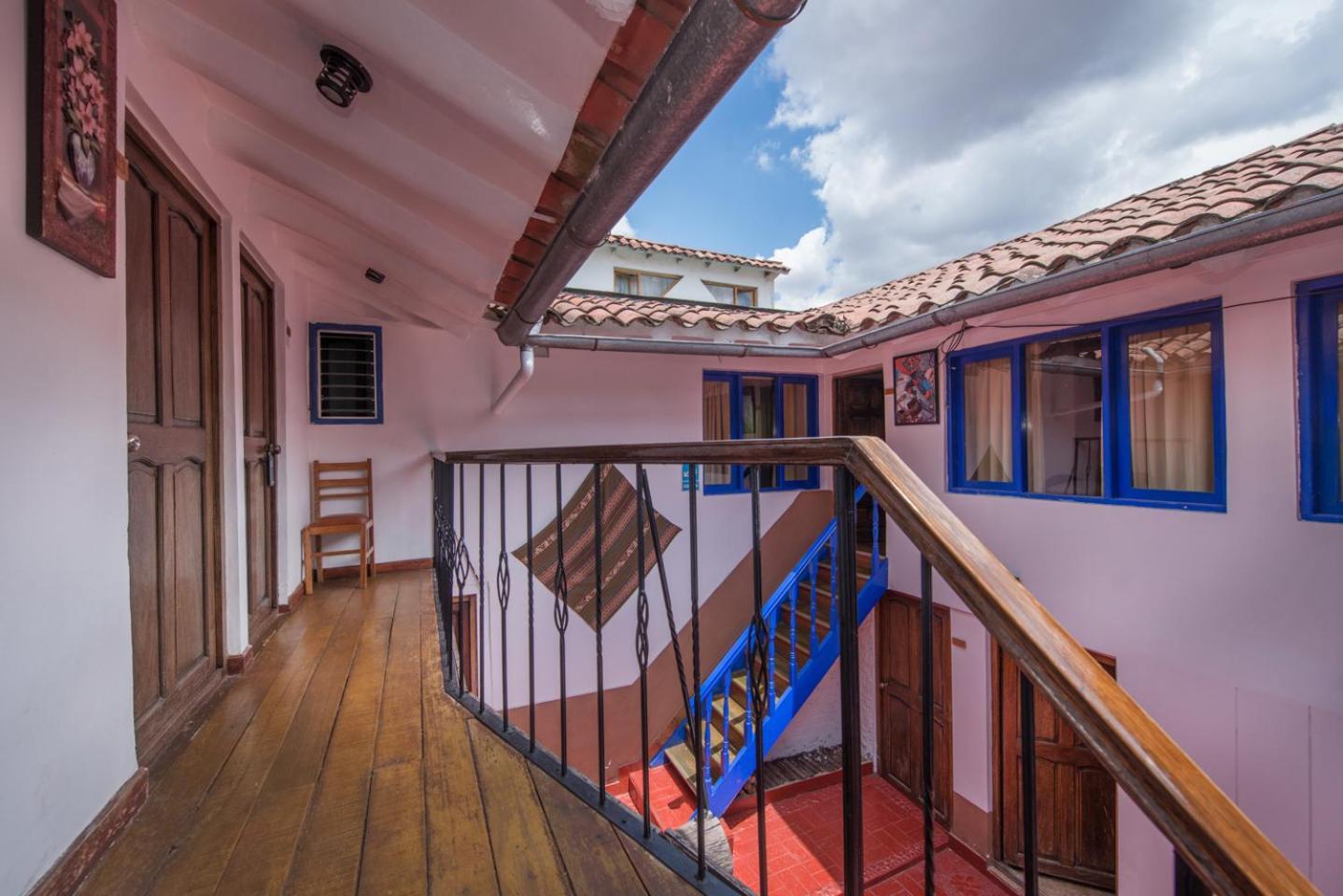 Hotel Guest House Wayra Куско Екстер'єр фото